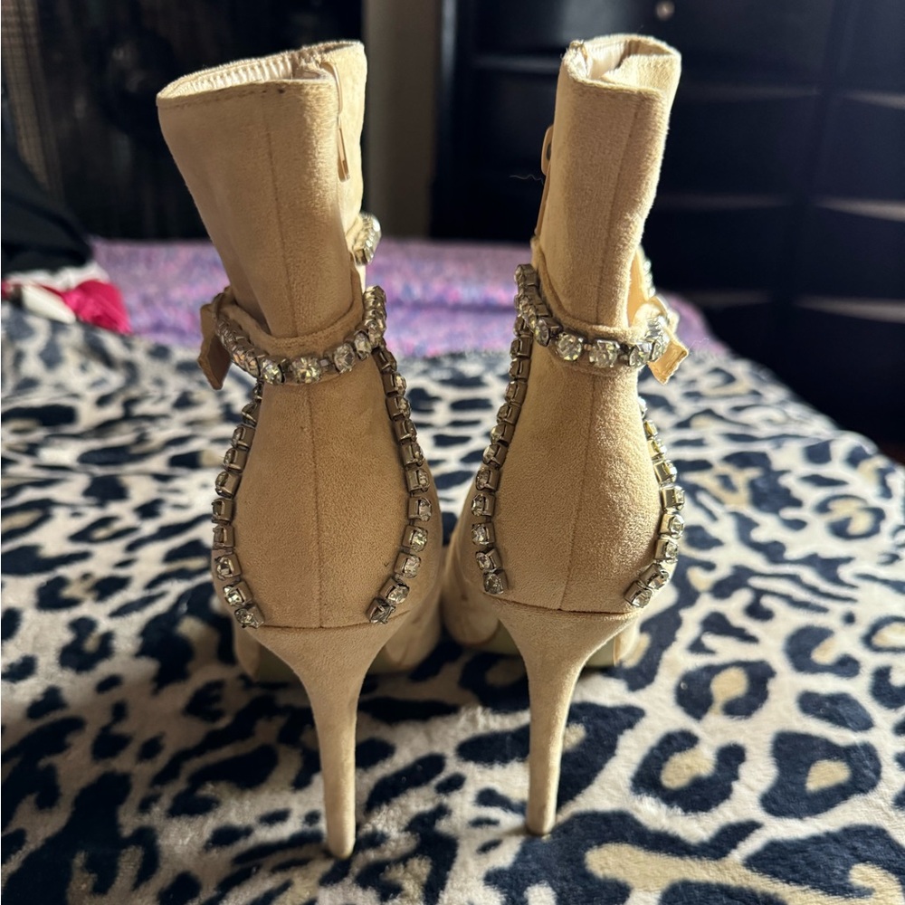 Boot heels - Picture 2 of 4